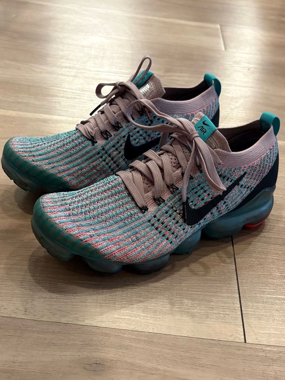 Nike VaporMax Flyknit Running Sneakers - size 9